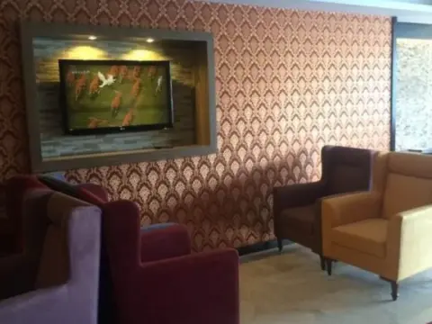 Metro Otel İzmir - Photo 2