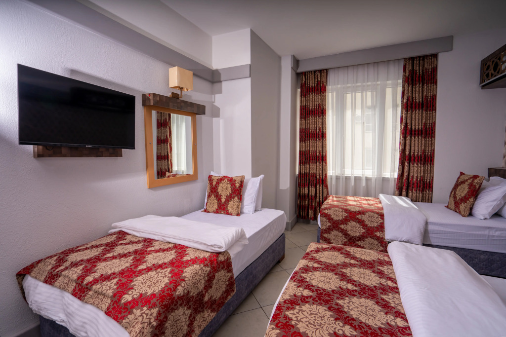 Mevre Hotel. - Photo 4