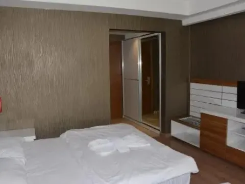 Mirava River Suites Hotel - Photo 3