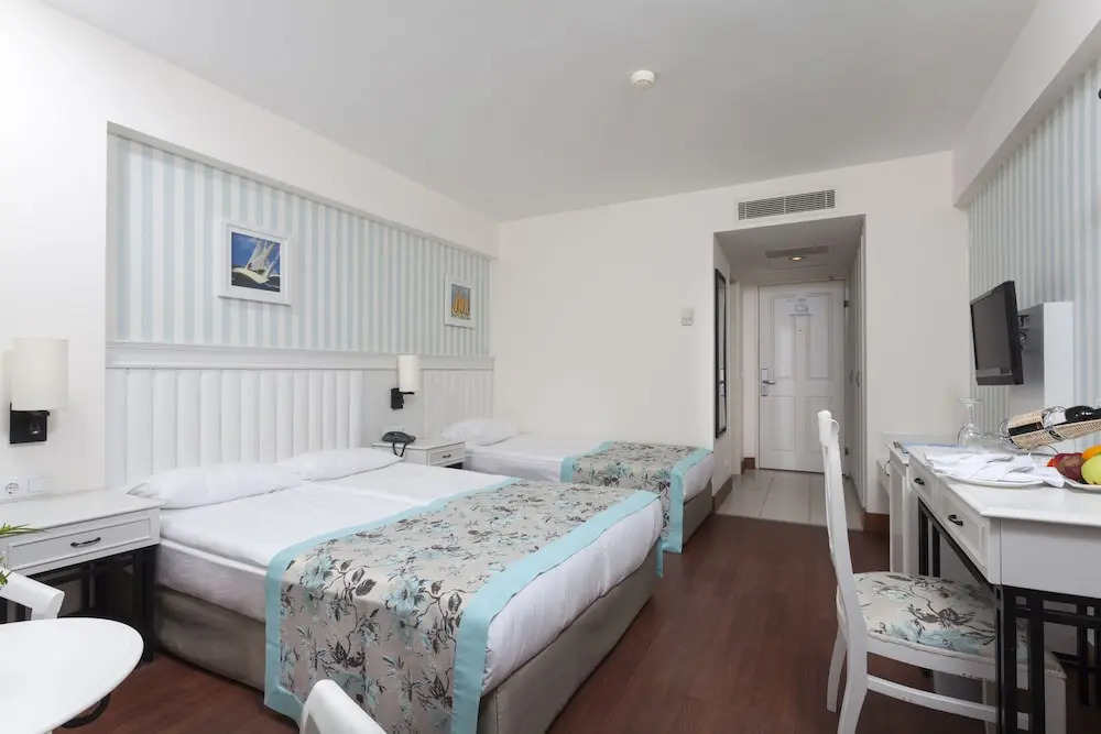 Monachus Hotel & Spa - All Inclusive - Photo 2