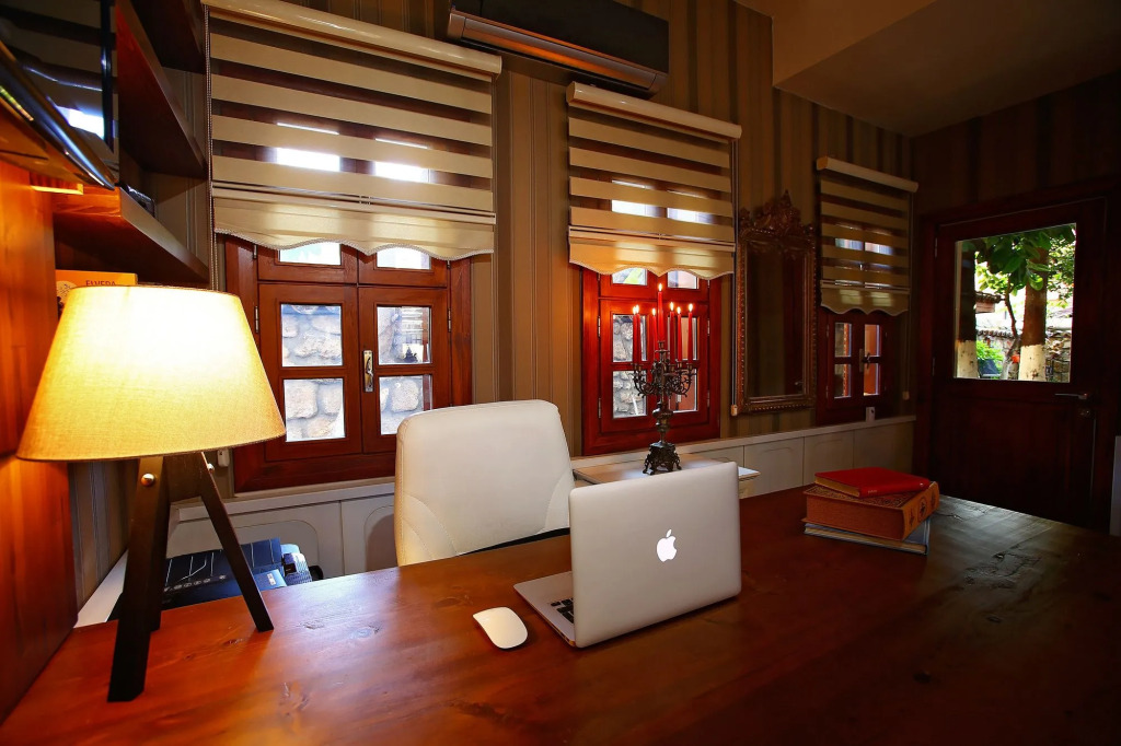 Mia Boutique Hotel - Photo 4