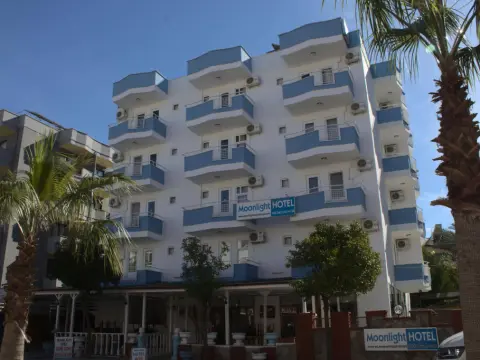 Moonlight Hotel - Photo 1