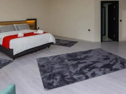 Moonlight Suite - Photo 2