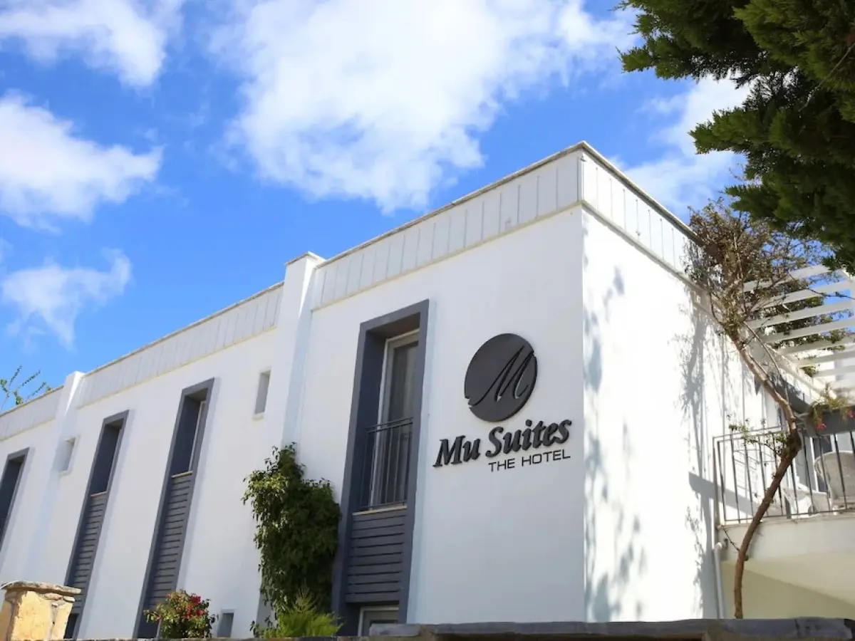 Mu Suites The Hotel