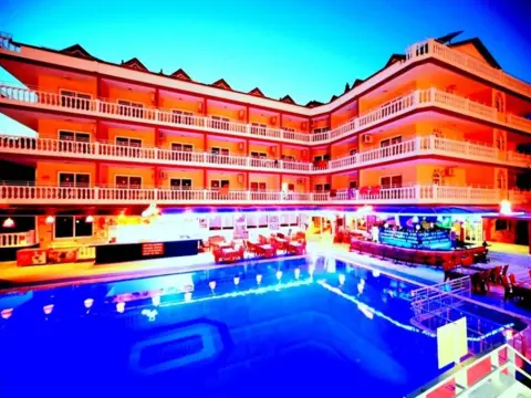 Mustis Royal Plaza Hotel - Photo 1