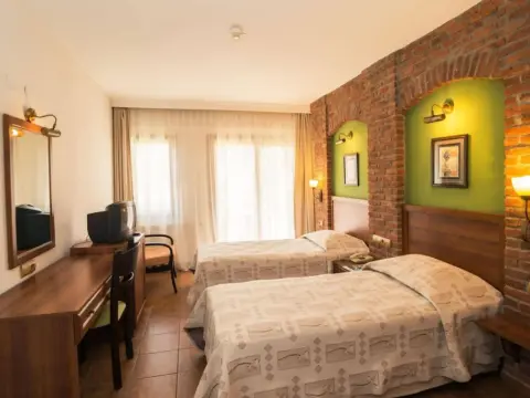 Natur-Med Hot Springs and Health Resort - Photo 1