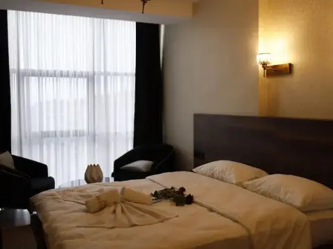 New Konak Hotel - Photo 3