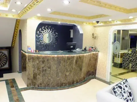 New York Hotel - Photo 2