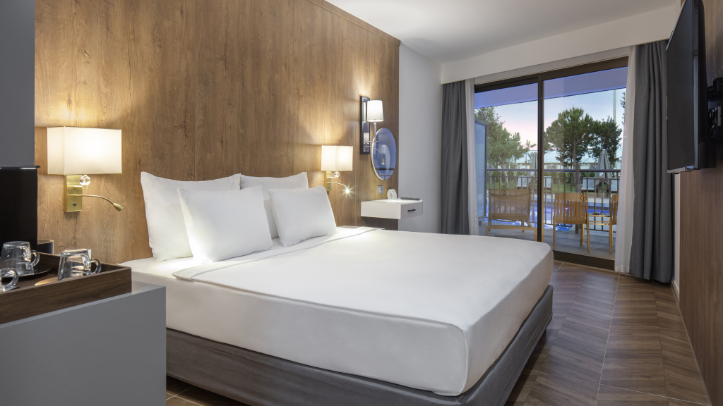 Nirvana Cosmopolitan - Photo 2