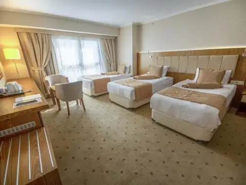 NK Hotel Izmir - Photo 3