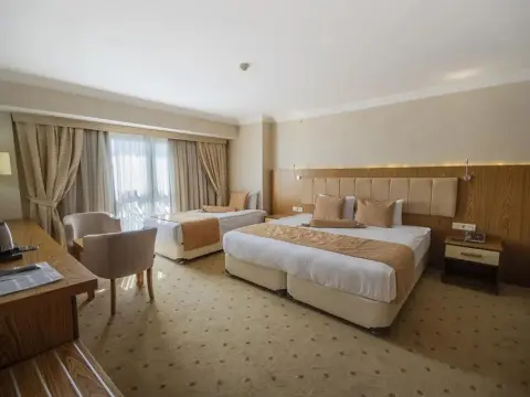 NK Hotel Izmir - Photo 4