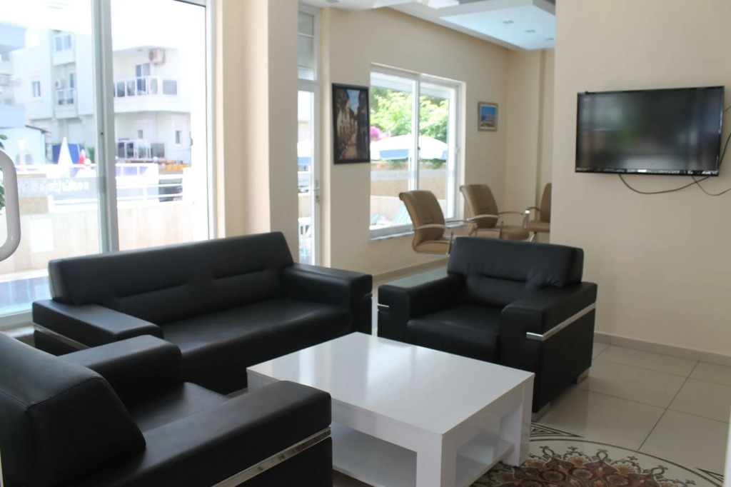 North Point Hotel - Photo 3