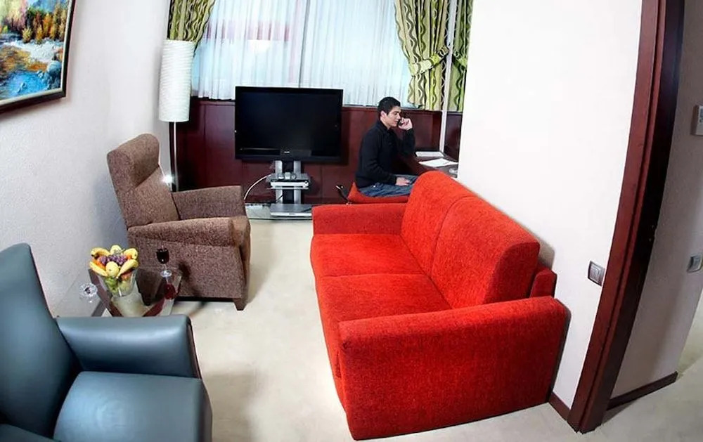 Ontur Otel Iskenderun - Photo 1