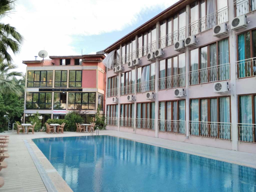 Oskar Thermal Hotel - Photo 1