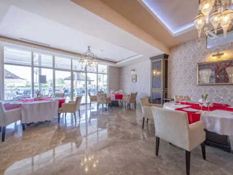 Asteria Family Resort Side Hotel