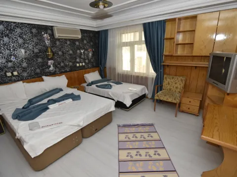 Kozan Hotel - Foto 1