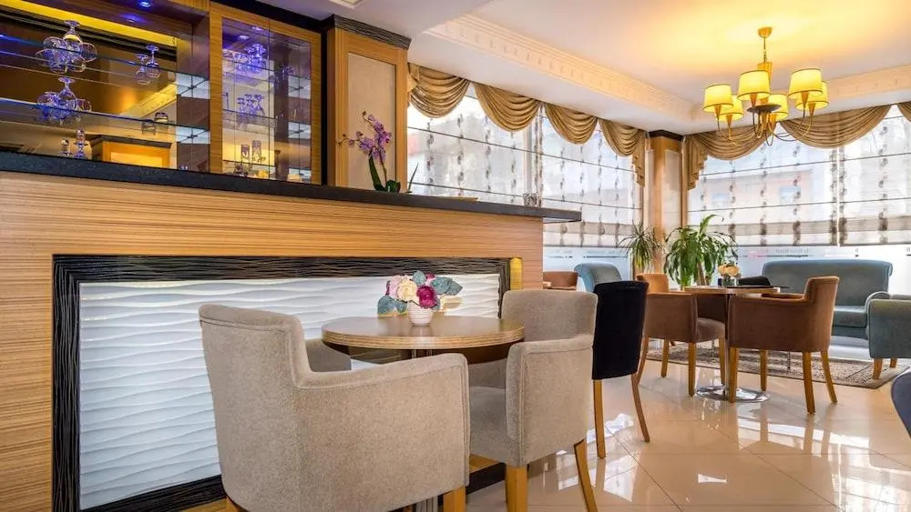 My Rose Hotel - Photo 2