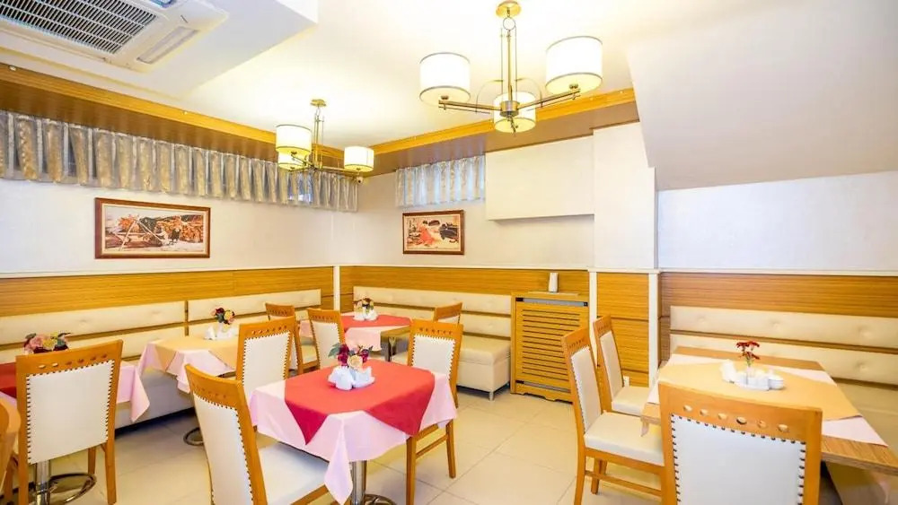 My Rose Hotel - Photo 3