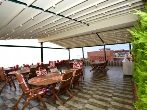 Quantum Hotel - Photo 3