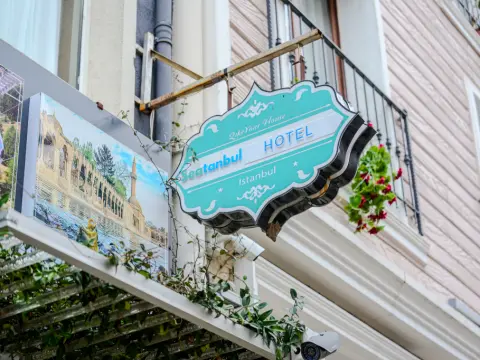 Seatanbul Hotel - Photo 3