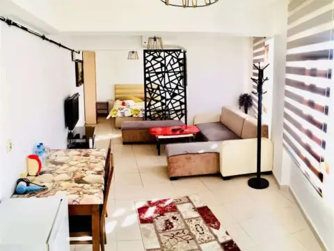 Ozgen Suit - Photo 2