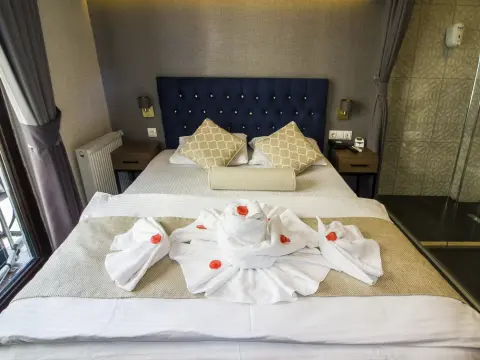 Ozgerey Suit Hotel - Photo 2