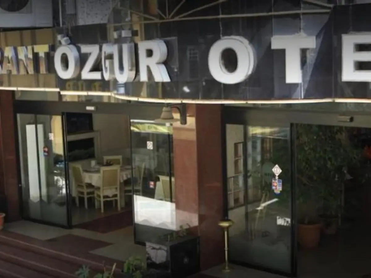 Ozgur Hotel