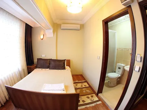 Paradise Hotel - Photo 3