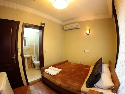 Paradise Hotel - Photo 4