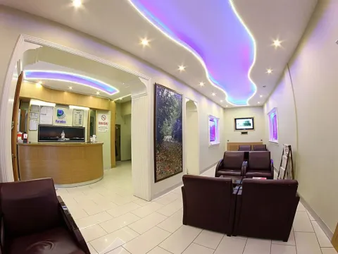 Paradise Hotel - Photo 2