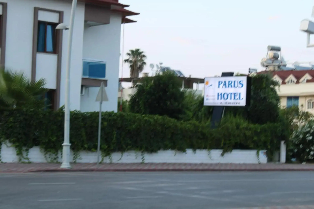 Parus Hotel - Photo 1