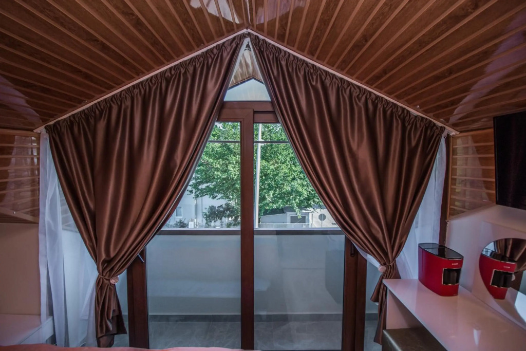 Parus Hotel - Photo 4