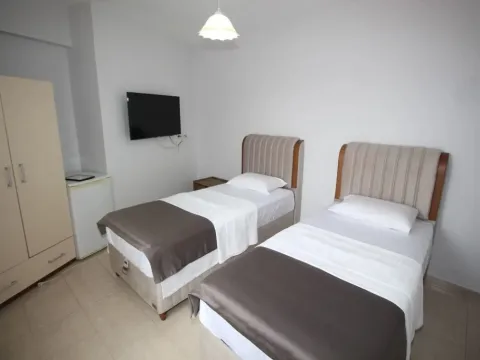 Pegasus Motel - Photo 2