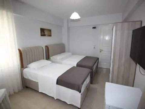 Pegasus Motel - Photo 3