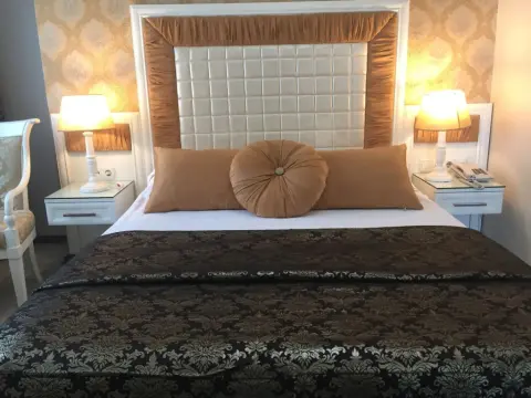 Pen Hotel - Photo 3