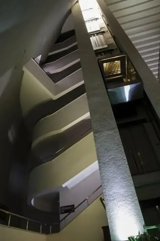 Peri Tower Hotel - Photo 1