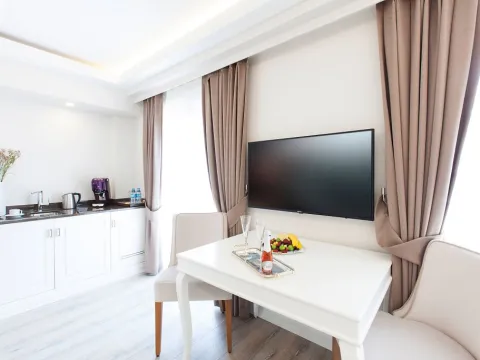 Perla Galata Hotel - Photo 2