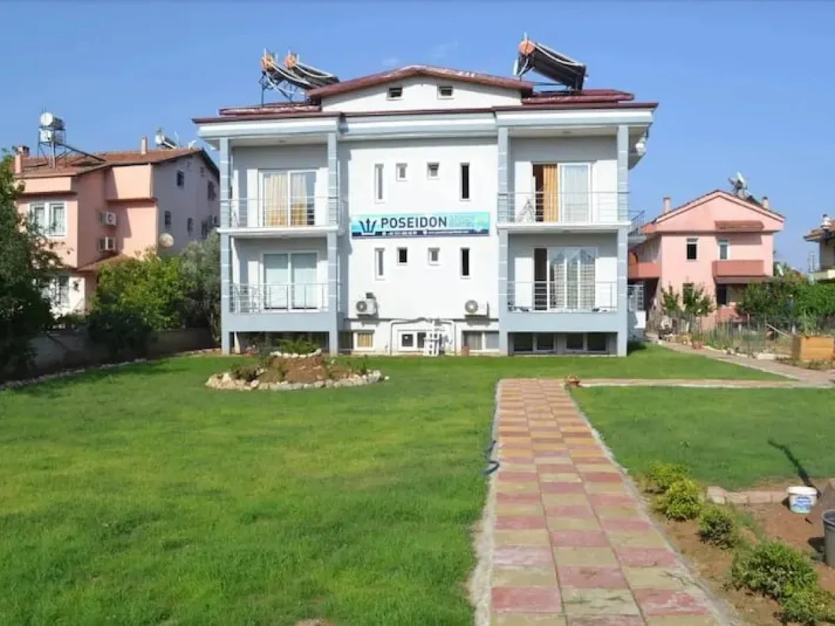 Poseidon Apart Hotel