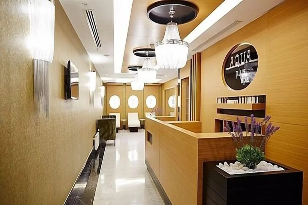 Real Konak Hotel - Photo 2