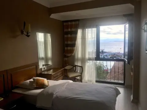 Reis Hotel - Photo 3