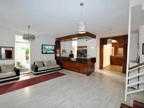 Reis Maris Hotel - Photo 2