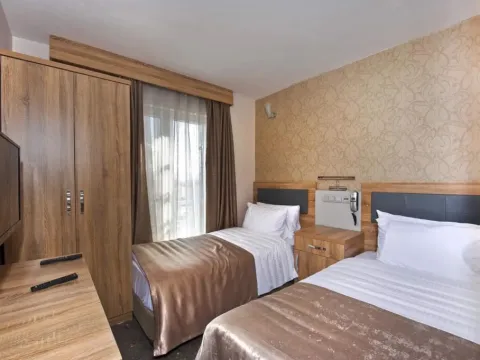 Remila Hotel - фото 3