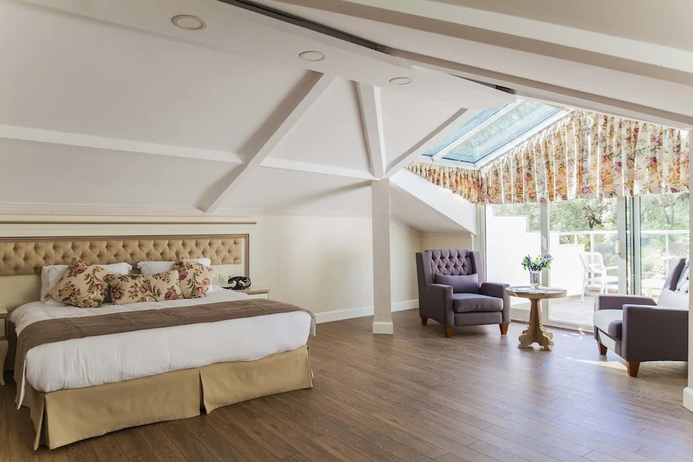 Rezone Health & Oxygen Hotel - Photo 4