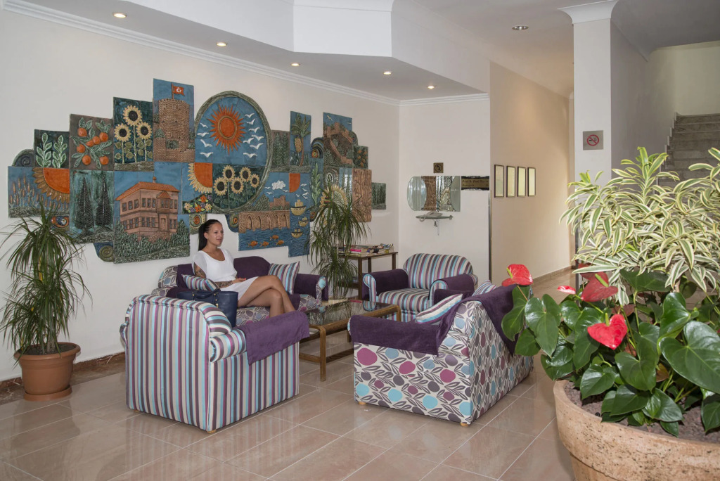 Riviera Apart Hotel - Photo 2