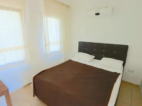 Rose Residence - Photo 4