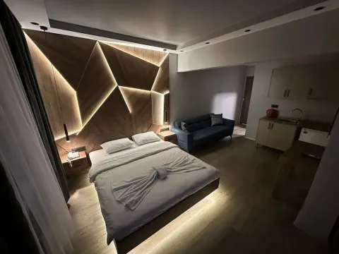 Rose Suites - Photo 2