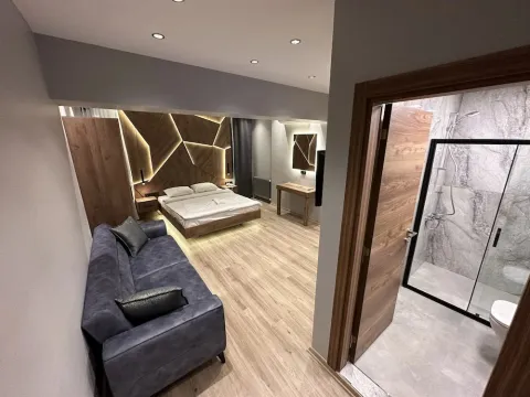 Rose Suites - Photo 3