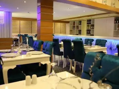 Rota Bulvar Hotel - Photo 4