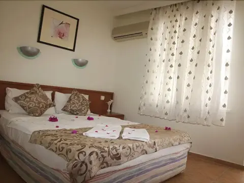 San Francisco Beach Hotel - Photo 2