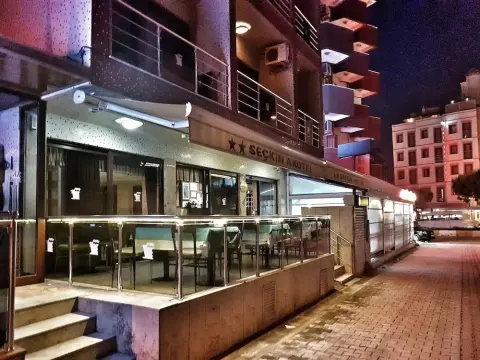 Seckin Ak Hotel - Foto 1